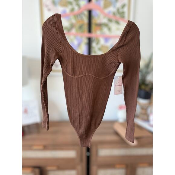Intimately Free People Meg Seamless V-Neck Long-Sleeve Bodysuit Brown Womens M/L - Picture 2 of 7